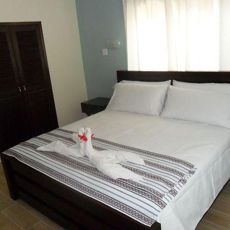 Jans Hotel Cayo Caulker Exterior foto